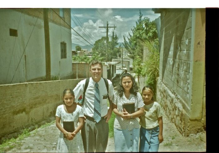 Los Laureles, Tegucigalpa, Honduras (1999)